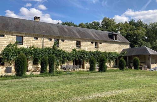 Louresse-Rochemenier House | LARGE PROPRIETY AT THE HEART OFF A PRIVATE FOREST