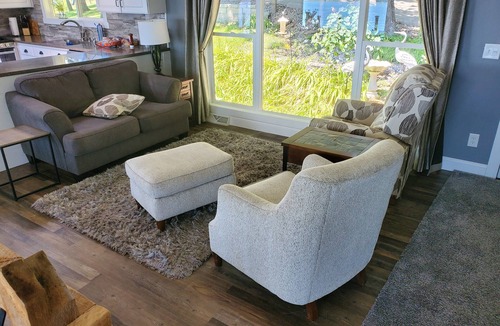 Otley House | Large ranch home with a great lake view