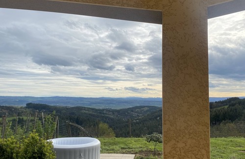 Auzon Communaute House | Large recent house with view