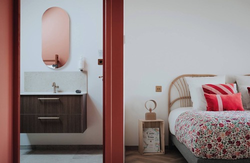 Change Bed & Breakfast | Large room with vineyard view - Les Grands Chaillots