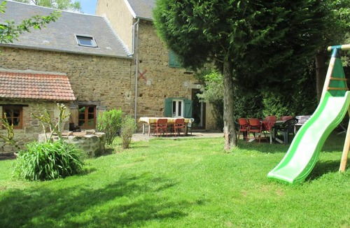 Marcillat-en-Combraille Cottage | Large stone house with enclosed garden, pets allowed