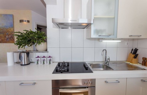 Stobrec Apartment | Large sea view apartment in Stobreč