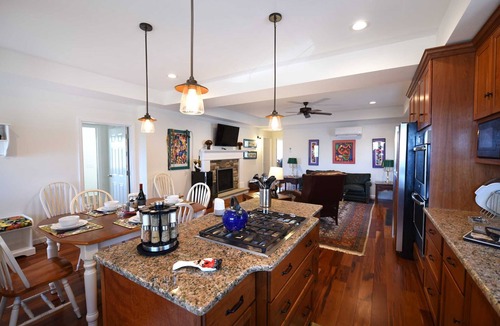 Skaneateles House | Large secluded Waterfront Property