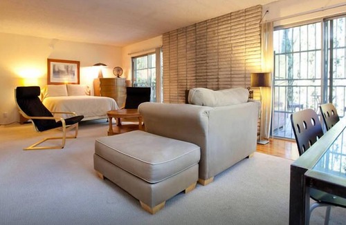 Silver Lake Apartment | Large Silver Lake foothills studio with huge deck