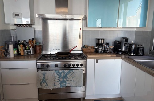 Pornichet Apartment | LARGE SOUTH-FACING 4-BEDROOM APARTMENT WITH DIRECT BEACH ACCESS