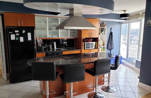 Bathurst Quay Condo | Large Spacious 1 Bed/2 Bath Right on Waterfront!