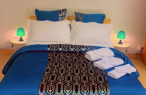 Centre Apartment | Large, spacious and chic studio