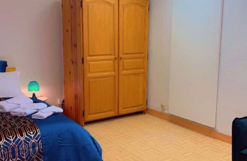 Centre Apartment | Large, spacious and chic studio