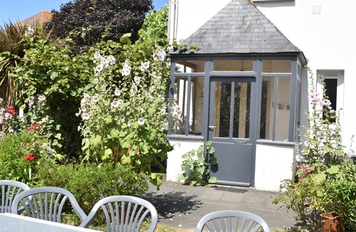 Ploneour-Lanvern House | Large, spacious, bright and pleasant house