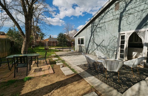 Sacramento House | Large Spacious Home