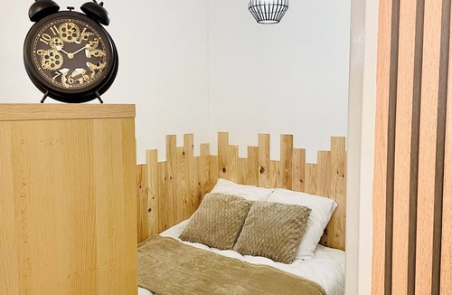 Auxerre Apartment | Large studio Ô Joie downtown