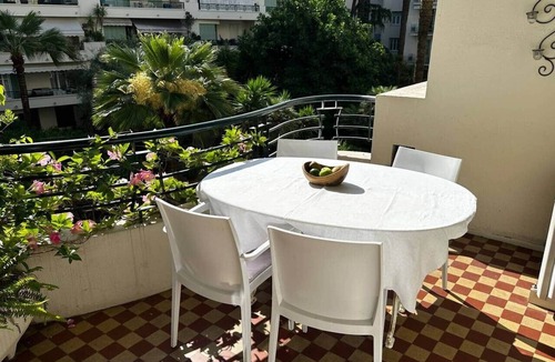 Gambetta Apartment | Large studio,2-4 P, AC, 2 min to