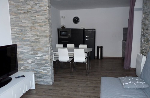 Peone Apartment | Large studio 40m2 resort center Valberg