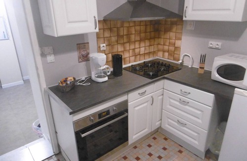Boulogne-Centre House | large studio at the foot of the cathedral