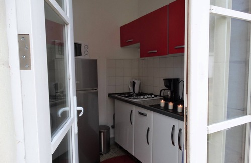 Saumur Apartment | Large studio at the foot of the Château with private courtyard