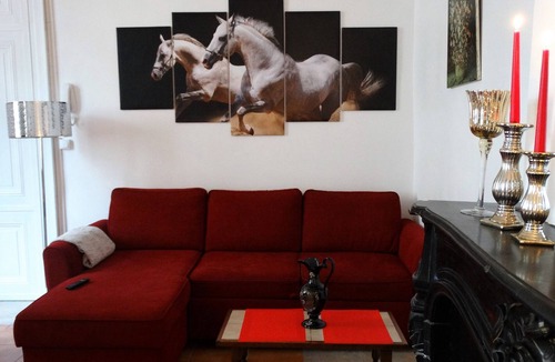Saumur Apartment | Large studio at the foot of the Château with private courtyard