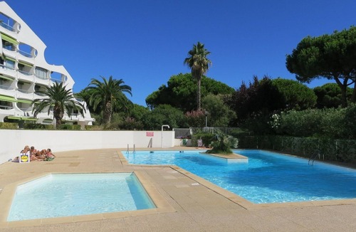 La Petite Motte Apartment | Large studio cabin 33 m2 modern and comfortable area Couchant Swimming pool 350m sea