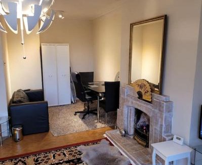 Twickenham Riverside Apartment | Large Studio flat near Heathrow&Thames River quiet area&historic features