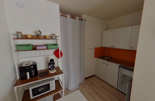 La Cure Apartment | Large studio for 4 with pool access in Les Rousses