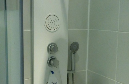 Moltifao House | Large studio has moltifao