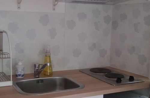 Saint-Eloi Apartment | Large studio in garden with pool