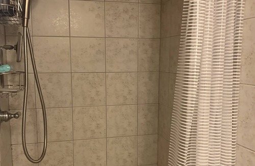 Tappan Apartment | Large studio in house with full privacy