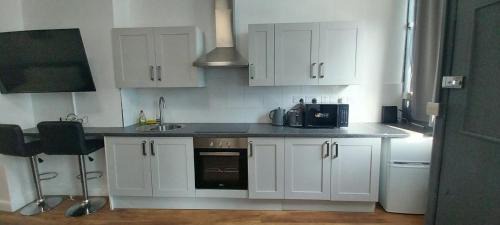 Highbury West Apartment | large Studio Near Arsenal Stadium