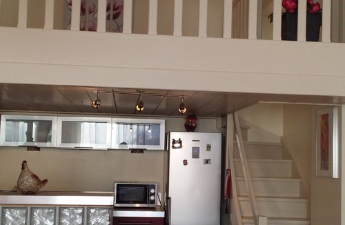 Carros Apartment | Large studio with mezzanine and 2 beds