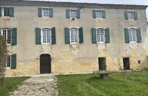 Brissac Apartment | Large stylish studio on an award-winning vineyard; shared pool close to Cevennes