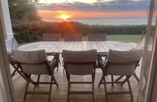 Smidstrup Strand Villa | Large Summerhouse in a Seaside Nature Reserve