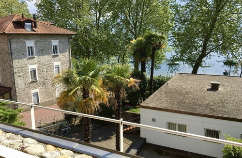 Minusio Apartment | Large sunny 4.5 room apartment on Lake Maggiore, without through traffic