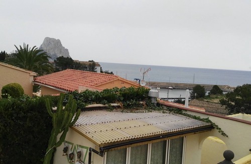 La Canuta Apartment | Large sunny apartment with sea view and pool