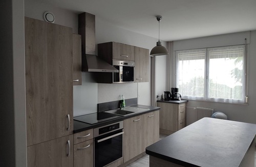 Creil Apartment | Large superb apartment near Paris