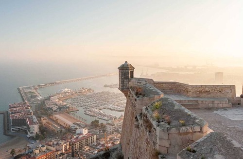 Pla del Bon Repos Apartment | Large Superior 3 bedroom Apartment Two Bathroom 2 Balconies full Airconditioning