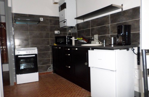 Bagneres-de-Luchon Apartment | Large T2 45 m², 3 people, Ideally located 250m from the station!