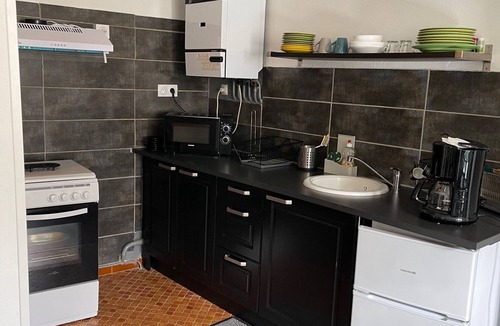 Bagneres-de-Luchon Apartment | Large T2 45 m², 3 people, Ideally located 250m from the station!