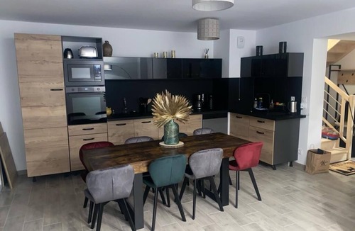 Saint-Etienne-de-Tinee Apartment | Large T3 duplex Auron snow view