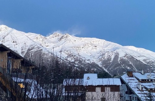 Saint-Etienne-de-Tinee Apartment | Large T3 duplex Auron snow view