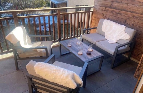 Saint-Etienne-de-Tinee Apartment | Large T3 duplex Auron snow view