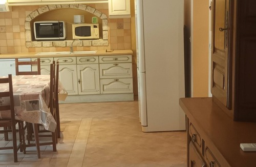 Sagries Apartment | Large T3 of 80m2 10mn from Pont du Gard