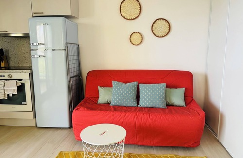 La Cote Radieuse Apartment | LARGE TERRACE FACING THE SEA Canet-Sud,2/4 PERSONS, PARKING, AIR CON.,WIFI