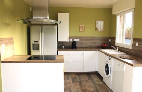 Boulleville Cottage | Large TERRACE Gîte, ALL COMFORT, Countryside NEAR HONFLEUR and BEACH