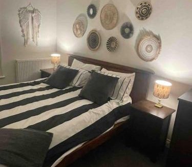 Wallingford Apartment | Large town centre apartment with parking