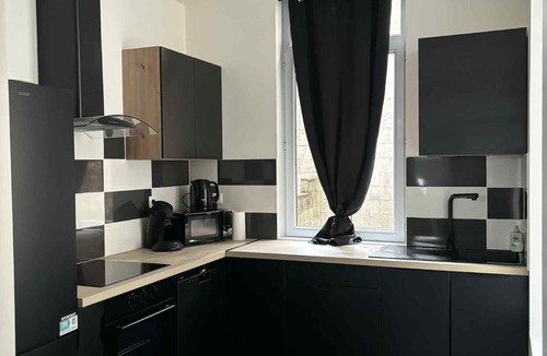 Brequerecque House | Large town house