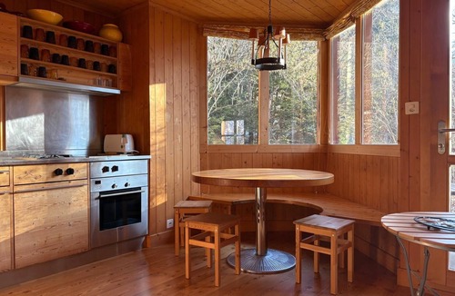 Ollon Ski Chalet | Large traditional chalet