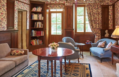 Amaye-sur-Orne Cottage | large, upscale, 5-star charming cottage, 475 m2, 15 people