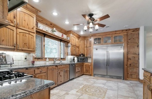 Myra House | Large upscale lake home retreat with plenty of space and privacy.