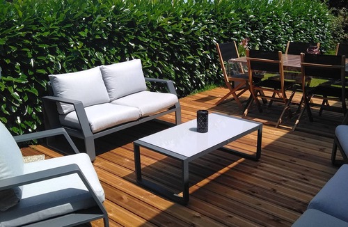 Champignelles House | Large vacation home with wooded garden.