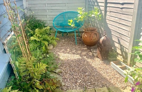 Beverley Apartment | Large Victorian 4 bed apartment close to central London