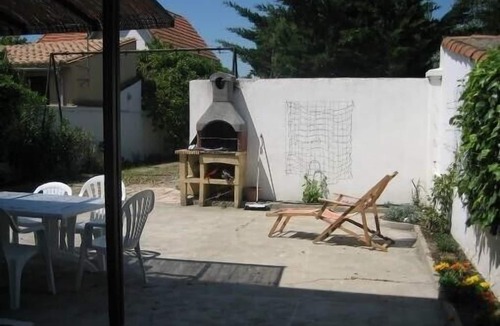 Canet-Plage Villa | Large villa with extensive garden 50 metres from the beach